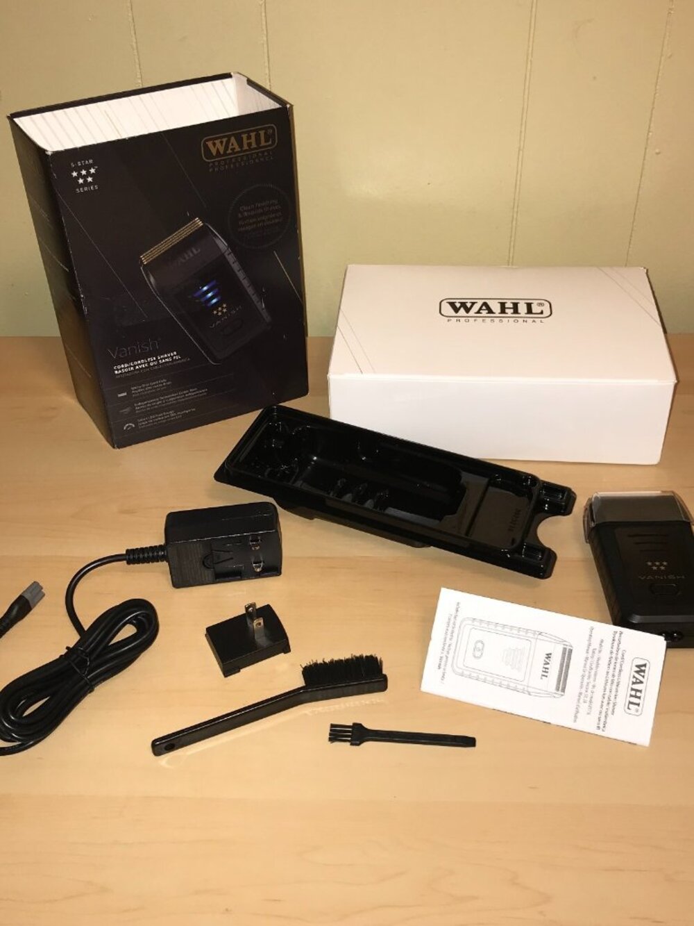 WAHL Professional 5 Star Series VANISH Cordless Shaver  #8173-700